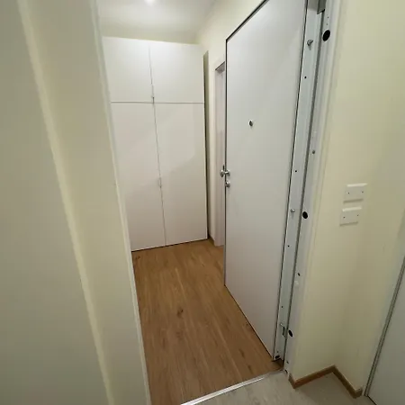 Mc 1&2 Deluxe Flat Trieste