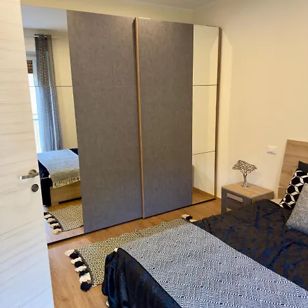 Mc 1&2 Deluxe Flat *